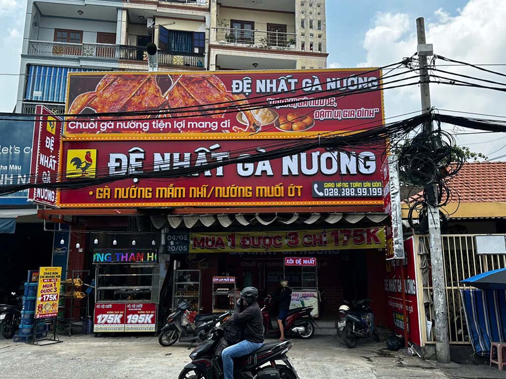 Đệ Nhất Gà Nướng 260 Phan Huy Ích Khai Trương