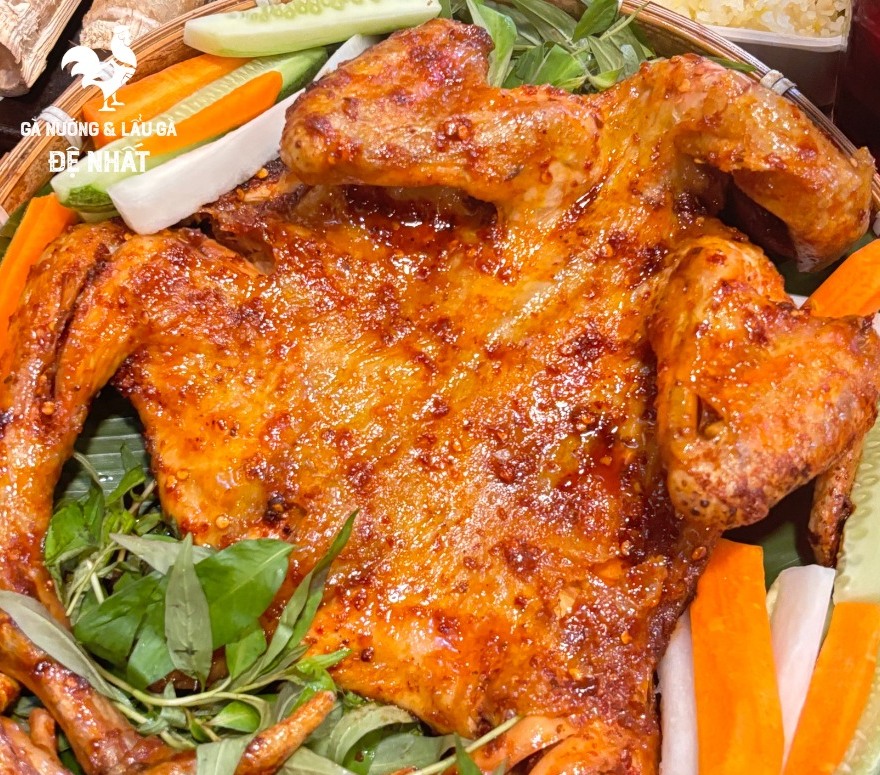ga-nuong-nguyen-con-trong-combo-ga-nuong-nguyen-con-99k